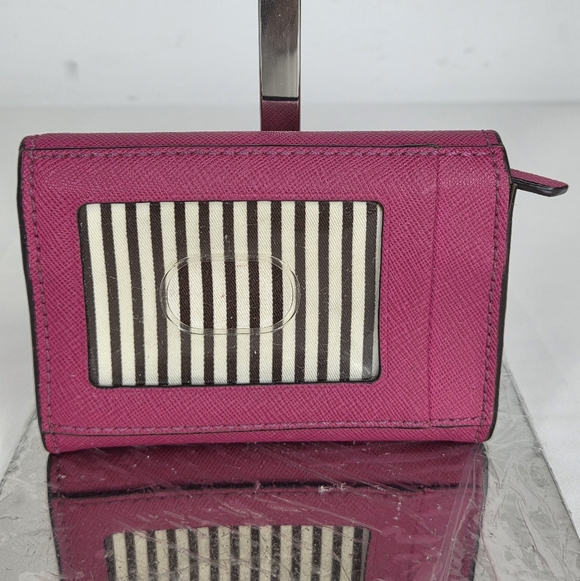 Henri Bendel Small Fuchsia Leather Wallet - Picture 3 of 10